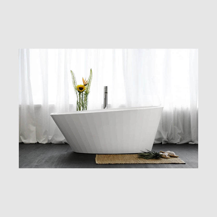 Wetstyle Couture Freestanding Bathtub